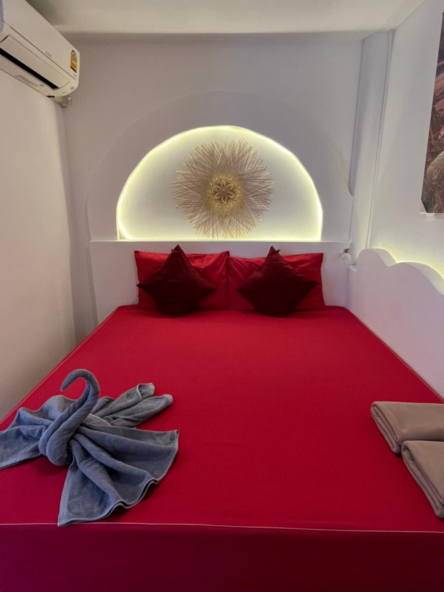 Miyabi Koh Larn & Lisaa Koh Larn Villa Exteriör bild