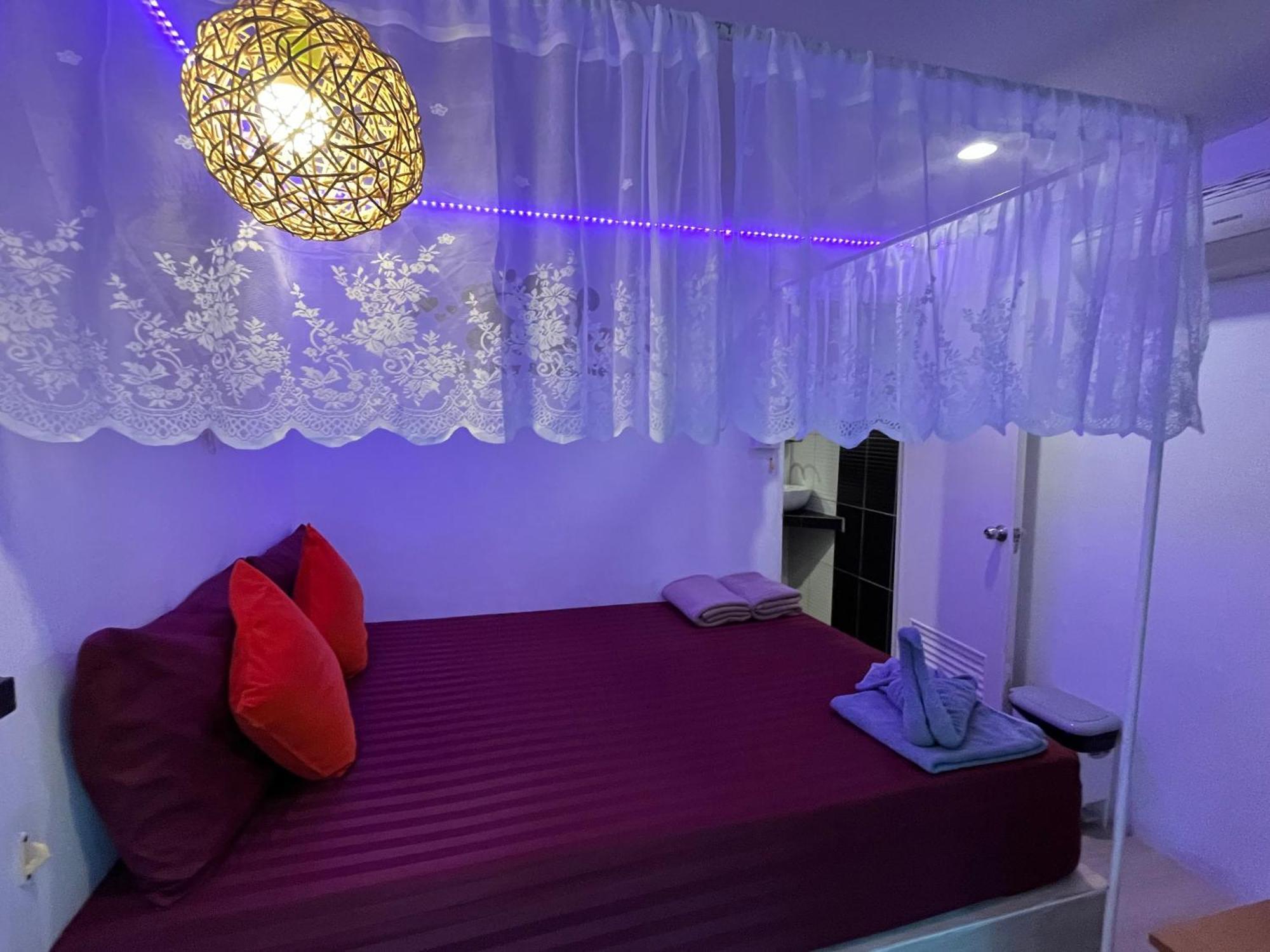 Miyabi Koh Larn & Lisaa Koh Larn Villa Exteriör bild